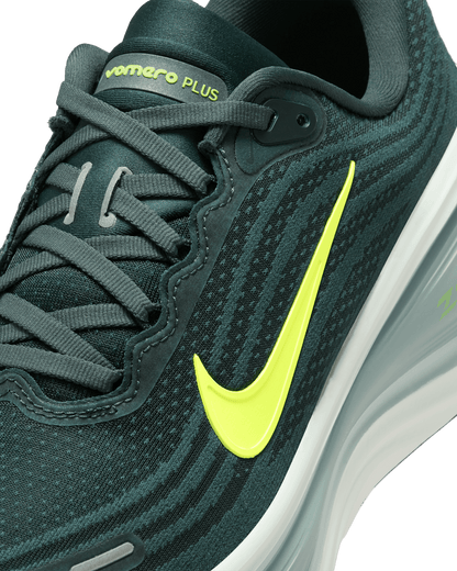 Nike Vomero Plus