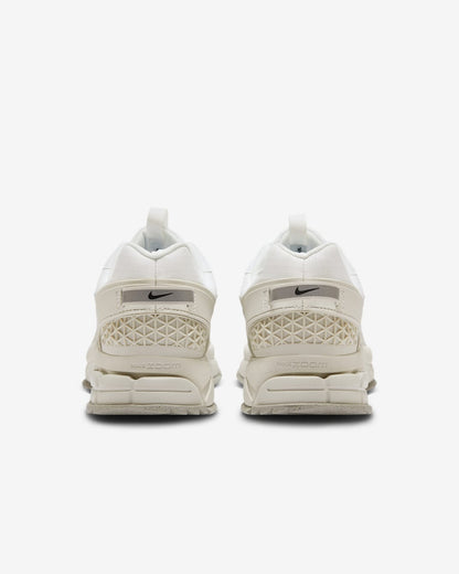 Nike Zoom Vomero Roam Winterized