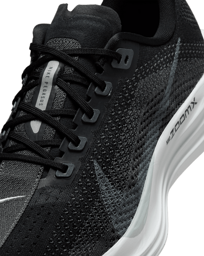 Nike Pegasus Plus