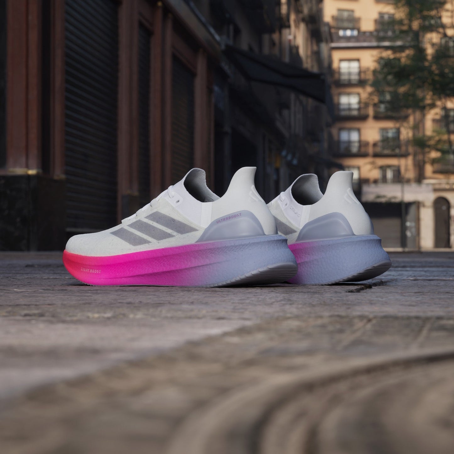 Adidas Ultraboost Light 2